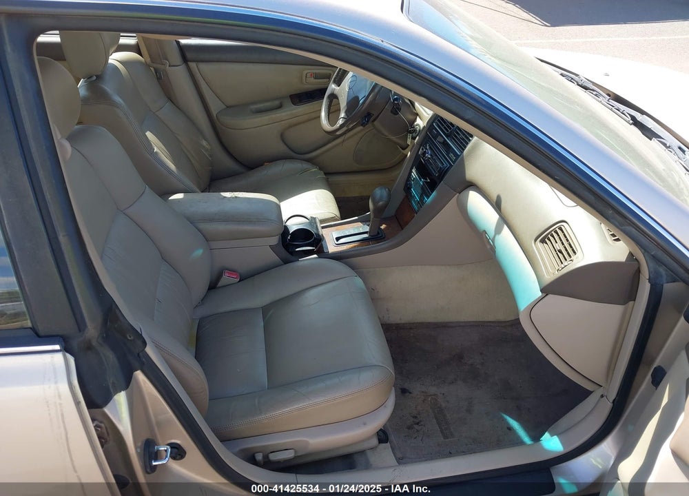 1997 LEXUS ES 300 VIN: JT8BF22G8V0081588