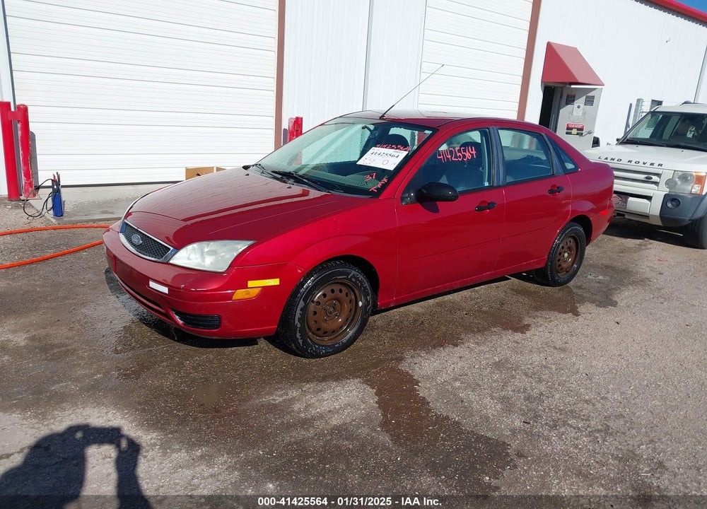 2005 FORD FOCUS ZX4 VIN: 1FAFP34N55W311933