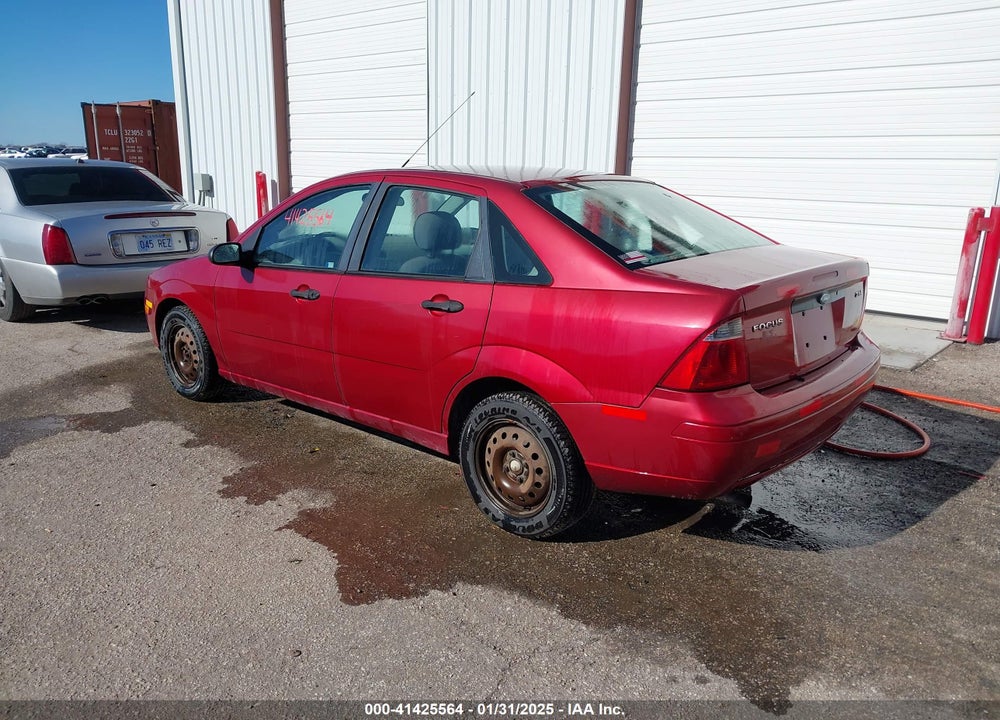2005 FORD FOCUS ZX4 VIN: 1FAFP34N55W311933