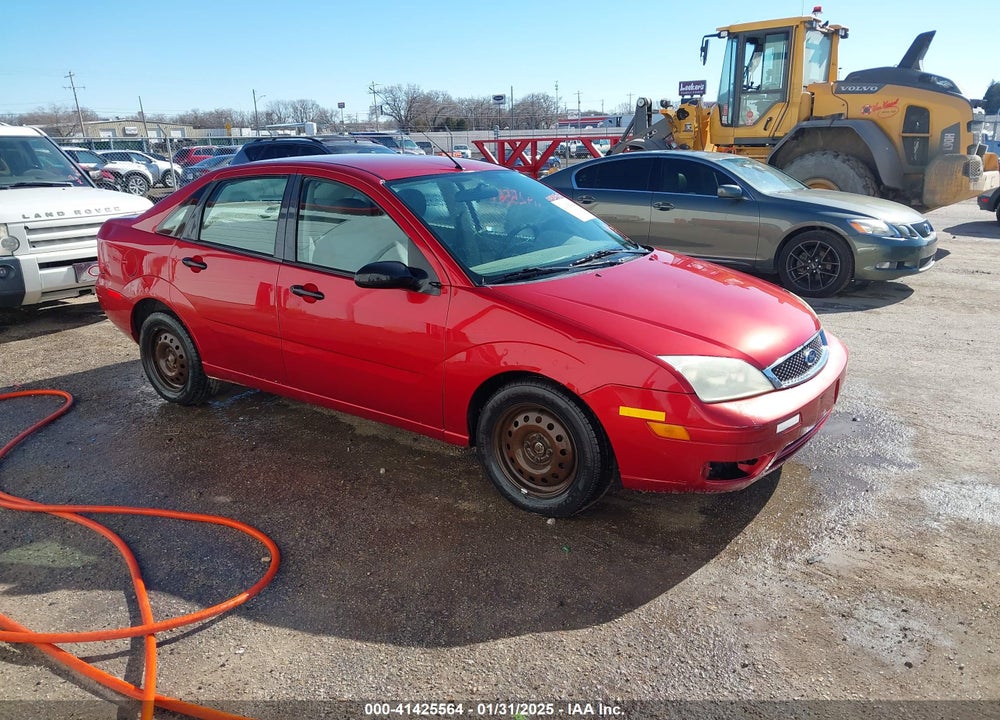 2005 FORD FOCUS ZX4 VIN: 1FAFP34N55W311933