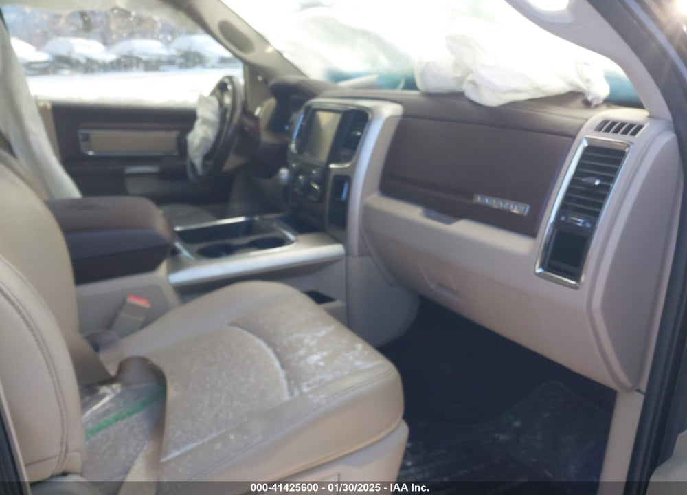 2017 RAM 1500 VIN: 1C6RR7NT0HS522823