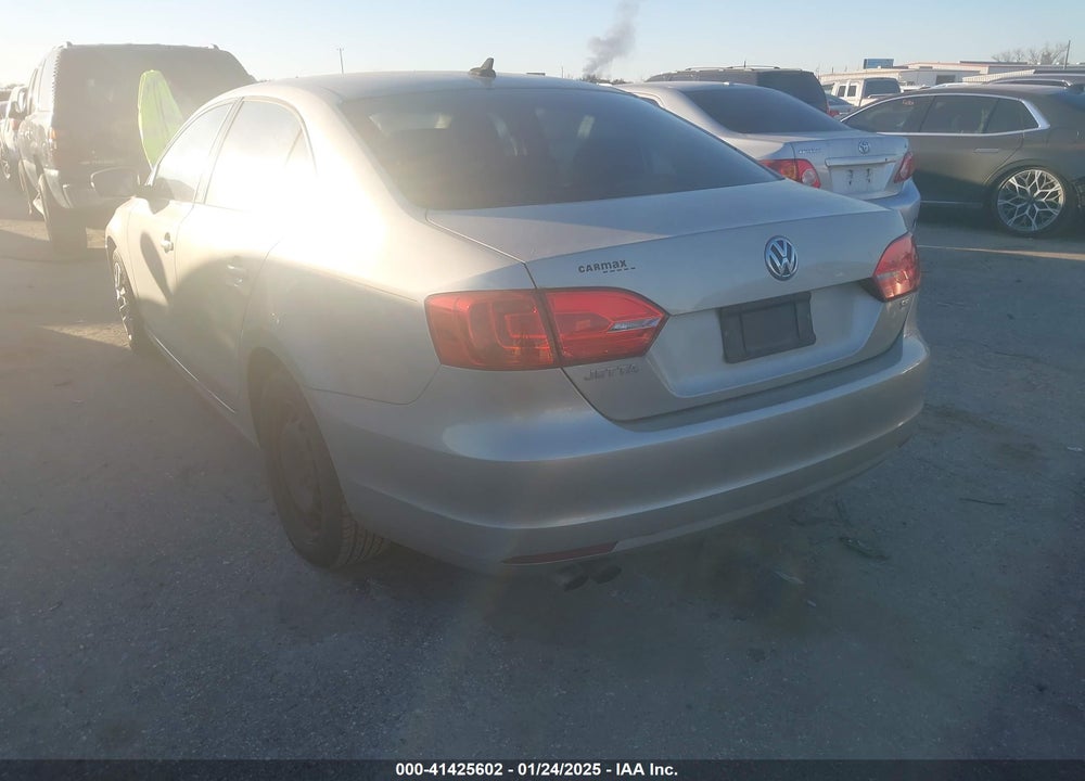 2014 VOLKSWAGEN JETTA VIN: 3VWD07AJ9EM225696