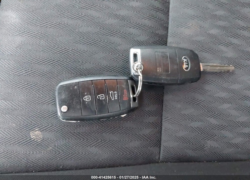 2016 KIA FORTE LX VIN: KNAFK4A62G5591988