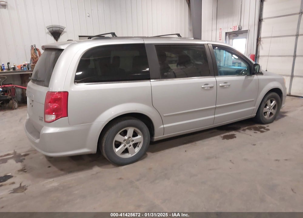 2011 DODGE GRAND CARAVAN CREW VIN: 2D4RN5DG3BR718974
