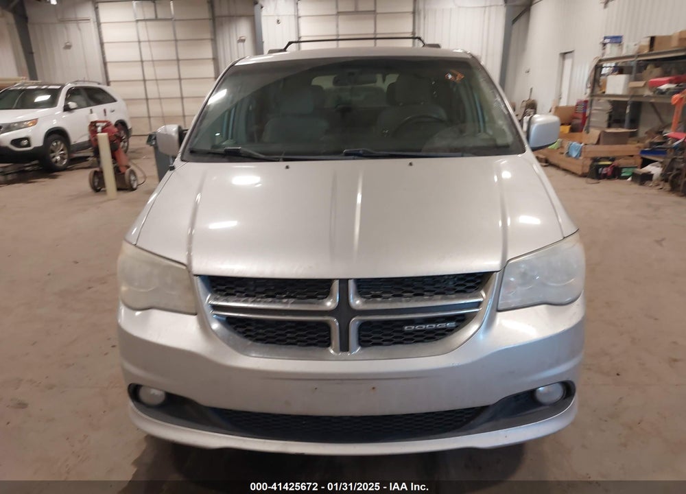 2011 DODGE GRAND CARAVAN CREW VIN: 2D4RN5DG3BR718974