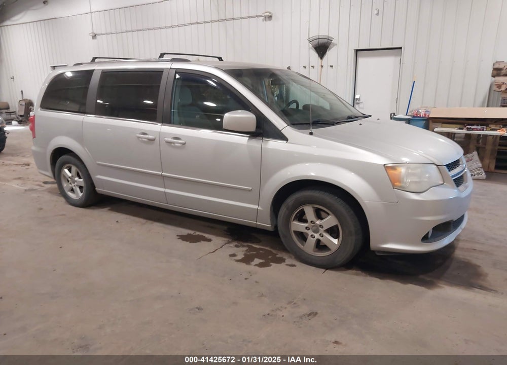 2011 DODGE GRAND CARAVAN CREW VIN: 2D4RN5DG3BR718974