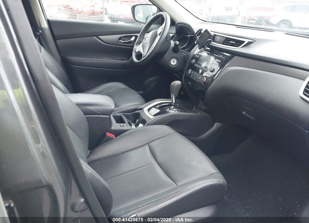 2016 NISSAN ROGUE VIN: 5N1AT2MVXGC925824