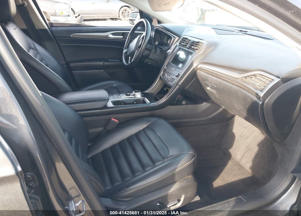 2019 FORD FUSION SEL VIN: 3FA6P0CD1KR201452
