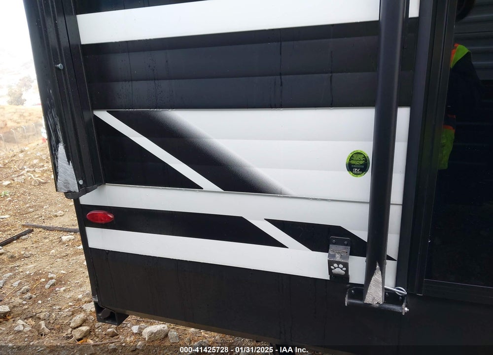 2025 GRAND DESIGN 245RLT VIN: 573TT3122S8833544