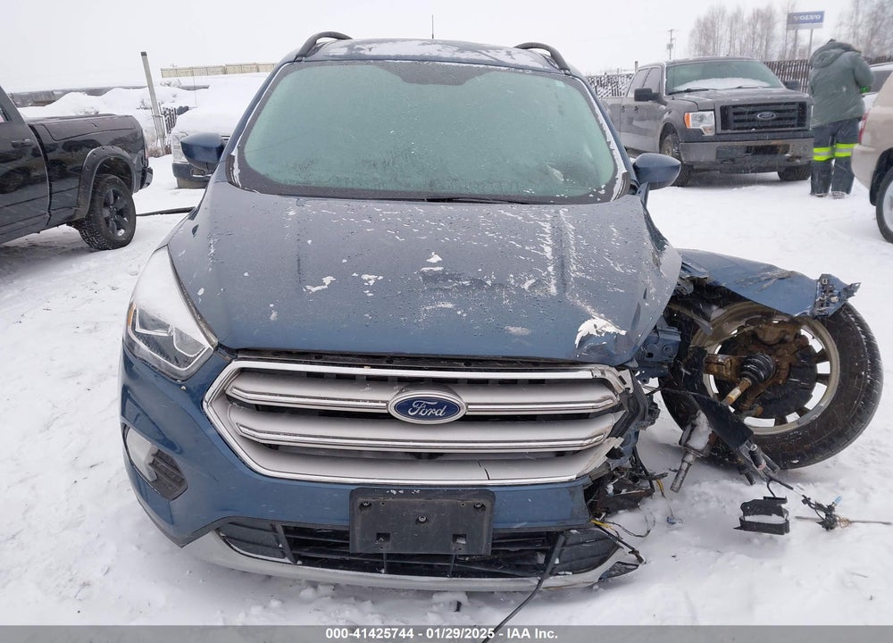 2018 FORD ESCAPE SEL VIN: 1FMCU9HD8JUC25740