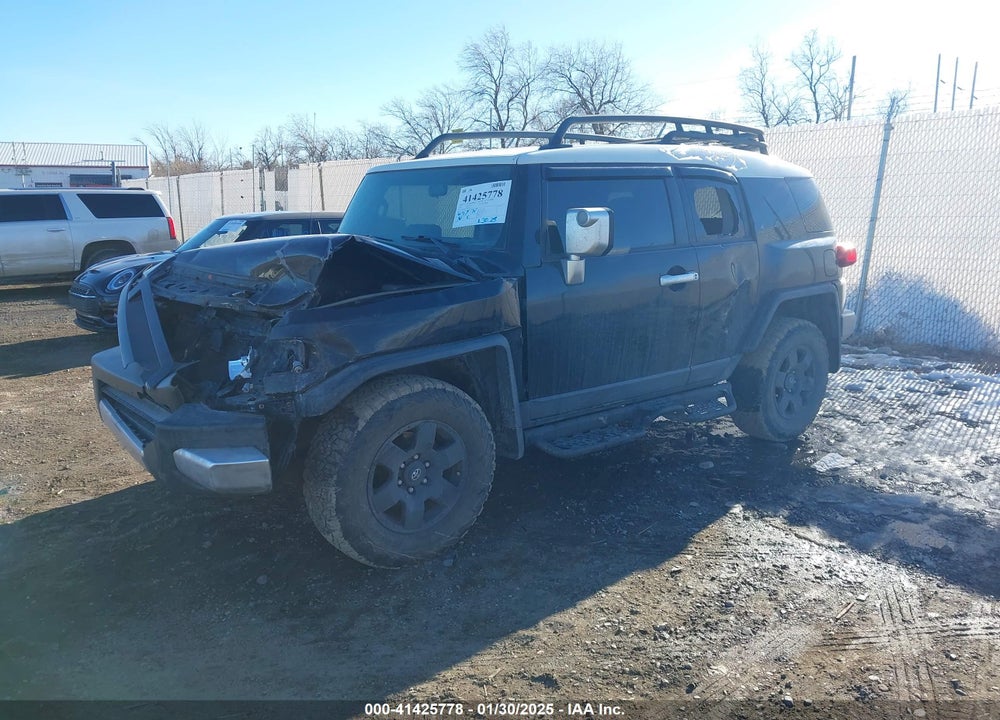 2007 TOYOTA FJ CRUISER VIN: JTEBU11F470039234