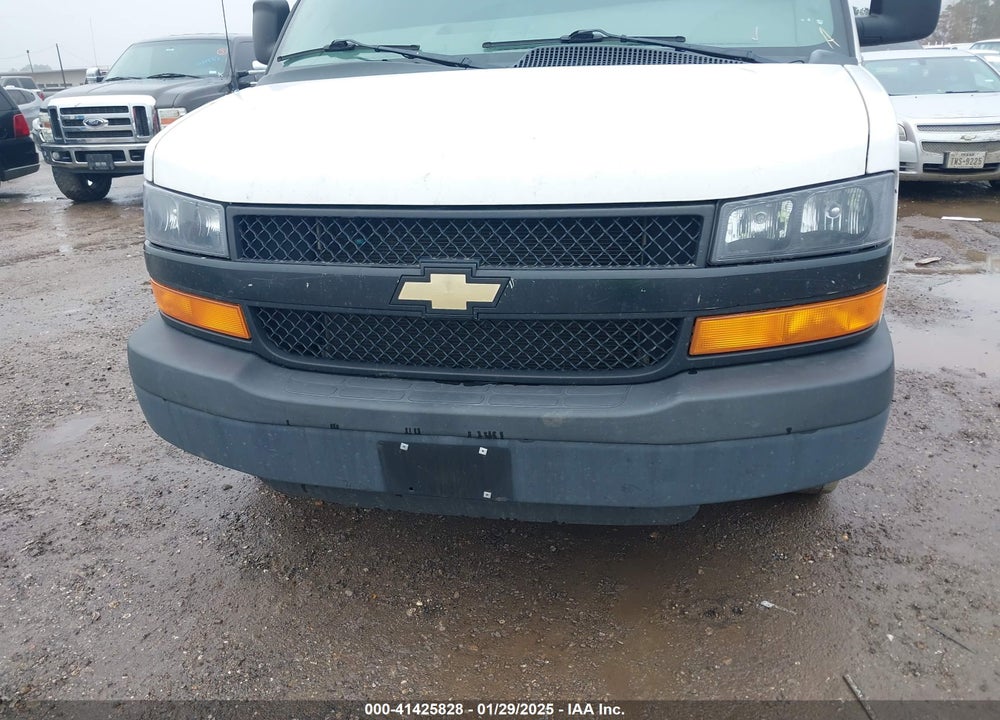 2021 CHEVROLET EXPRESS CARGO RWD 2500 REGULAR WHEELBASE WT VIN: 1GCWGAFP0M1233781