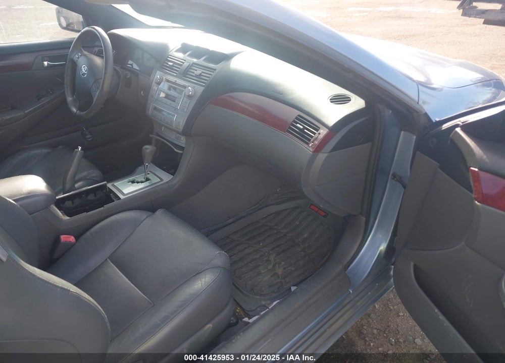 2005 TOYOTA CAMRY SOLARA SLE VIN: 4T1FA38P25U048671