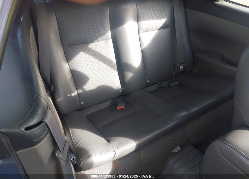 2005 TOYOTA CAMRY SOLARA SLE VIN: 4T1FA38P25U048671