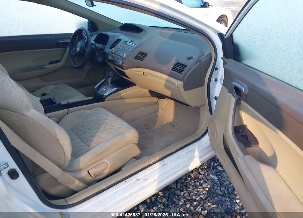 2008 HONDA CIVIC VIN: 2HGFG12688H533381