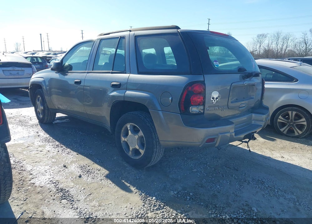 2007 CHEVROLET TRAILBLAZER LS VIN: 1GNDS13S172265918