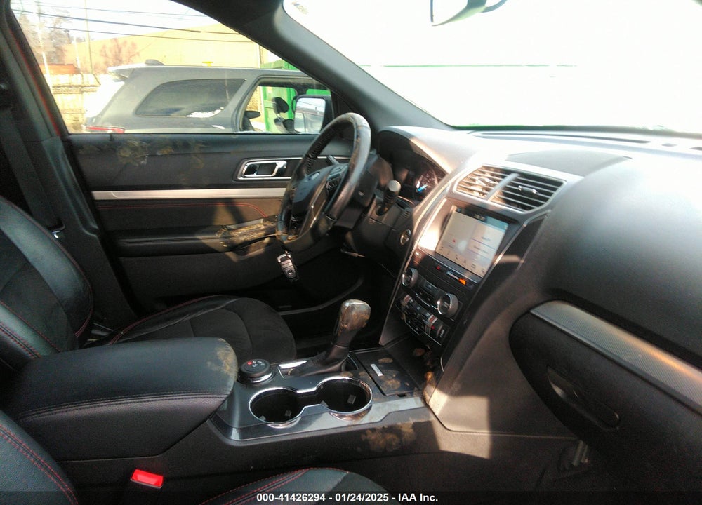 2019 FORD EXPLORER XLT VIN: 1FM5K8D89KGA59326