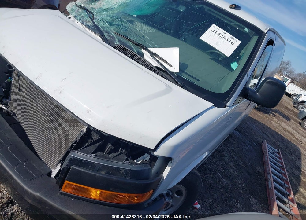 2024 GMC SAVANA CARGO RWD 2500 REGULAR WHEELBASE WORK VAN VIN: 1GTW7AF71R1184811