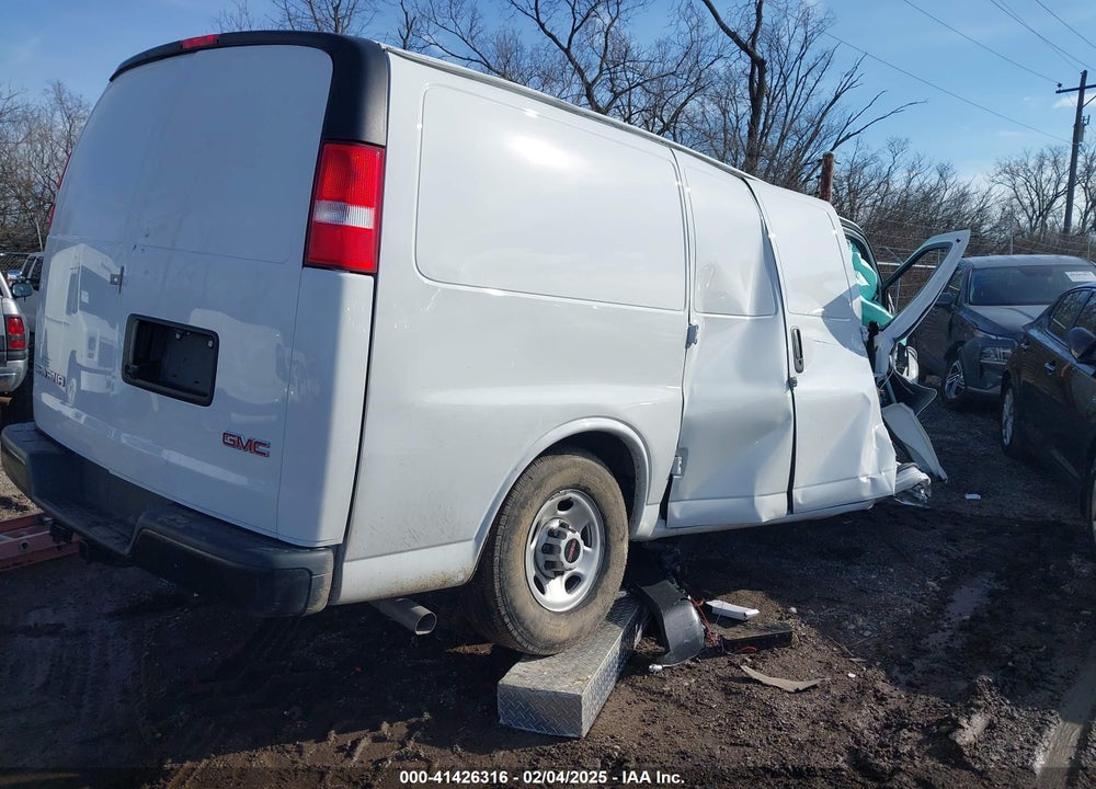 2024 GMC SAVANA CARGO RWD 2500 REGULAR WHEELBASE WORK VAN VIN: 1GTW7AF71R1184811