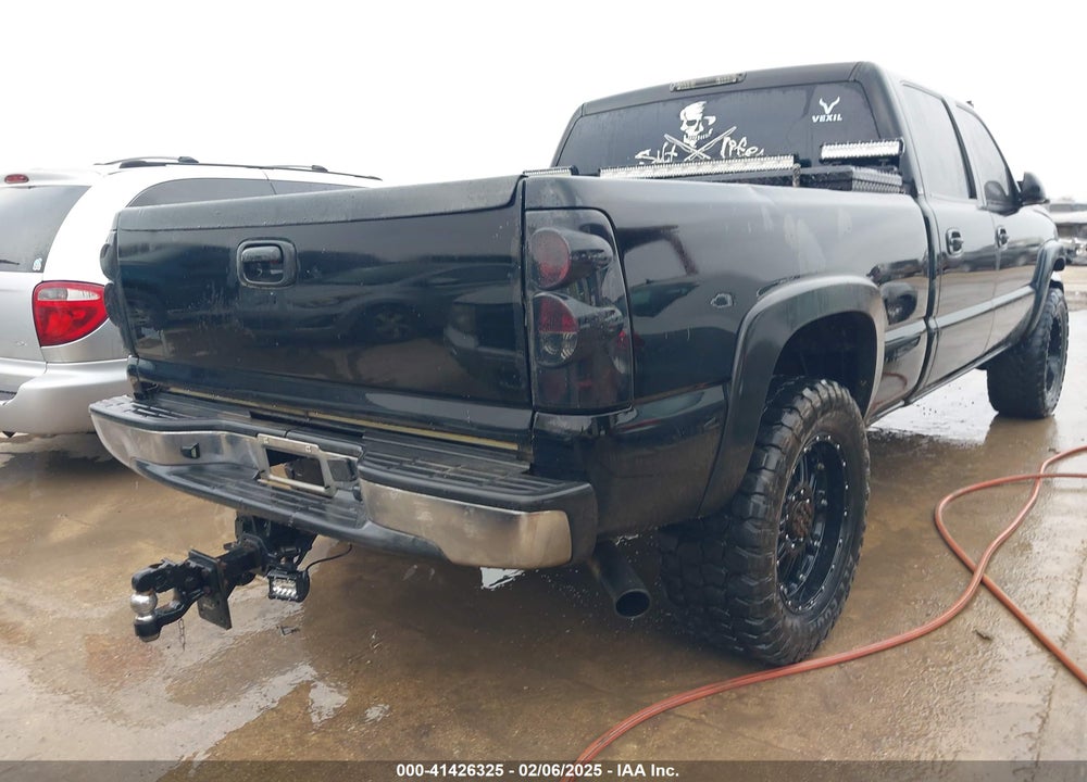 2005 CHEVROLET SILVERADO 2500HD LS VIN: 1GCHC23UX5F893061