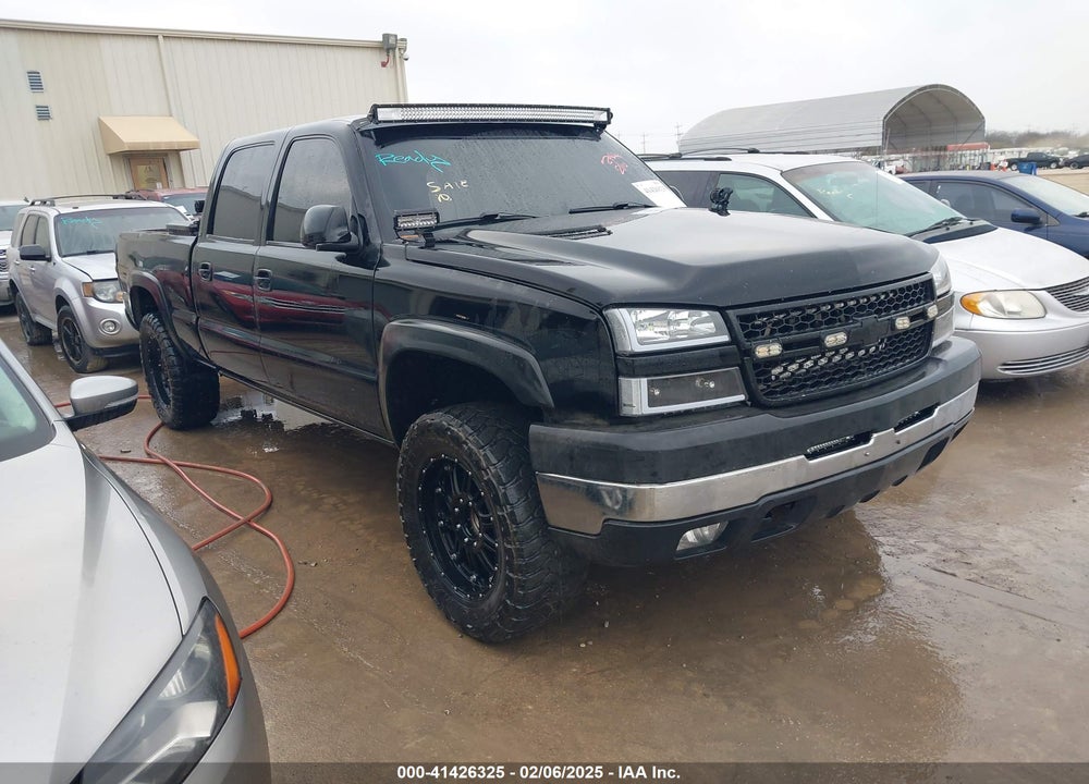 2005 CHEVROLET SILVERADO 2500HD LS VIN: 1GCHC23UX5F893061
