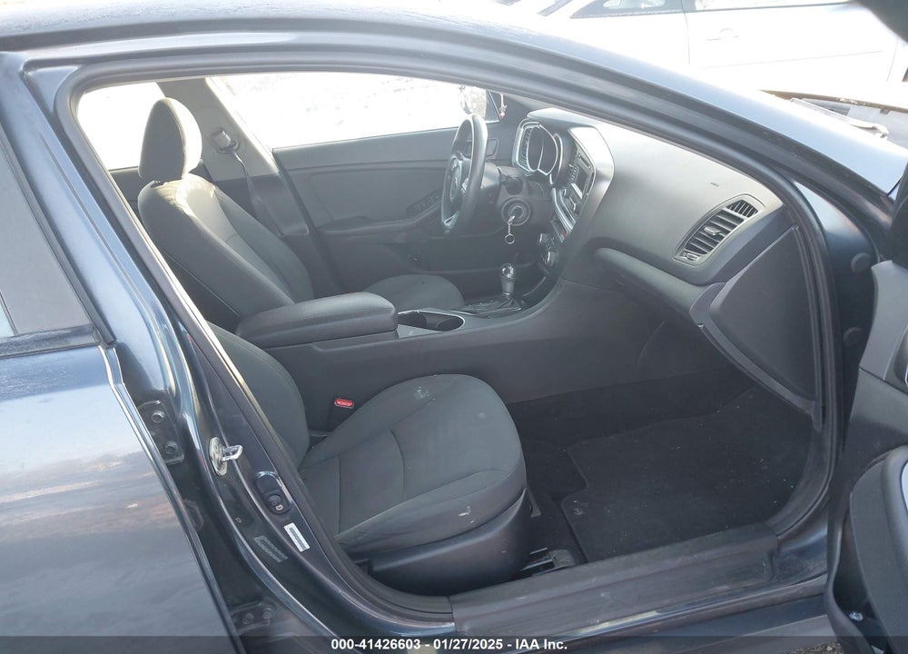 2015 KIA OPTIMA VIN: KNAGM4A7XF5568898