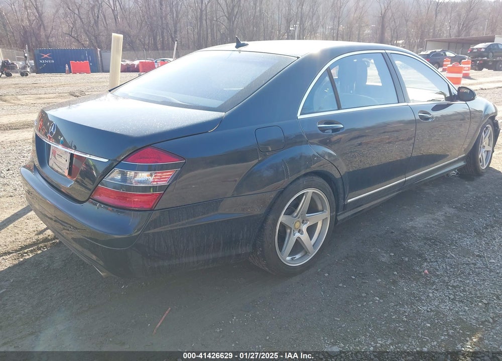 2007 MERCEDES-BENZ S 550 VIN: WDDNG71X27A144827