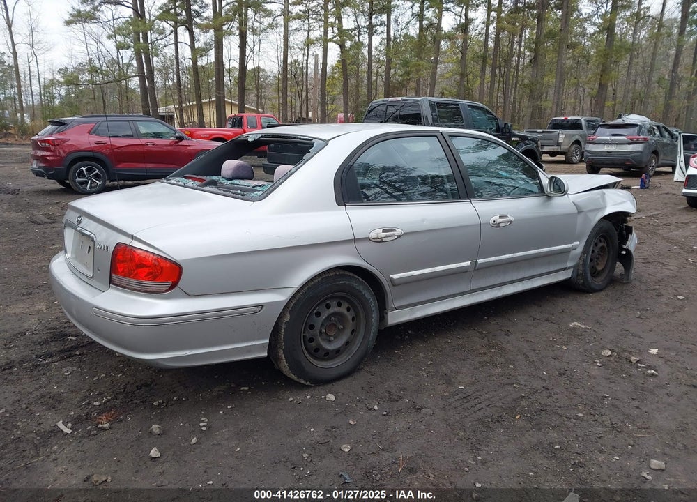 2004 HYUNDAI SONATA VIN: KMHWF25S84A063809