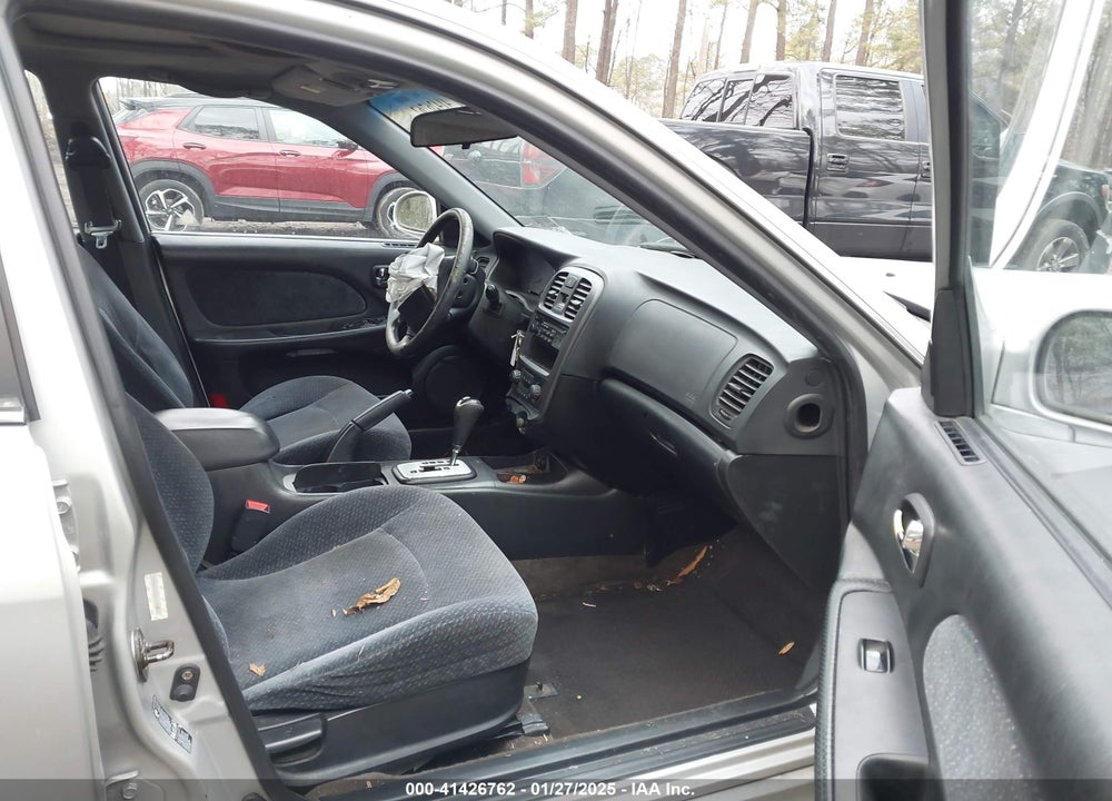 2004 HYUNDAI SONATA VIN: KMHWF25S84A063809