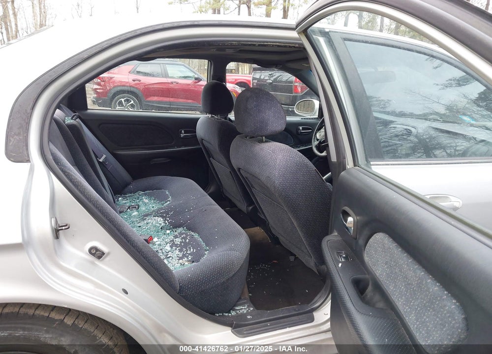 2004 HYUNDAI SONATA VIN: KMHWF25S84A063809
