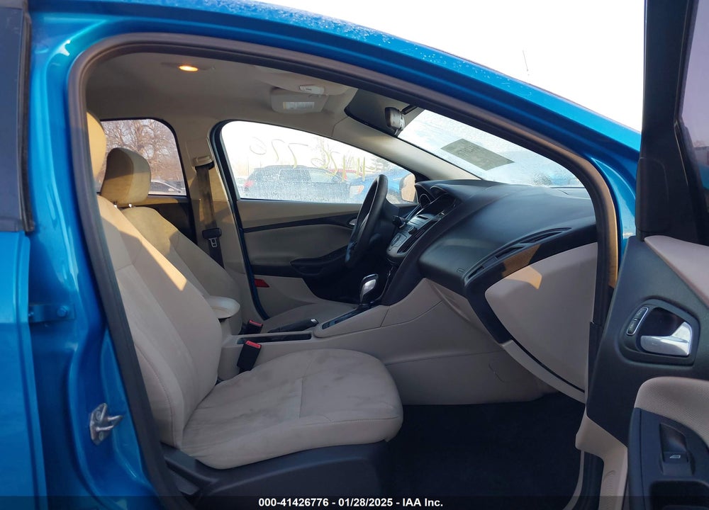 2015 FORD FOCUS VIN: 1FADP3K20FL319294