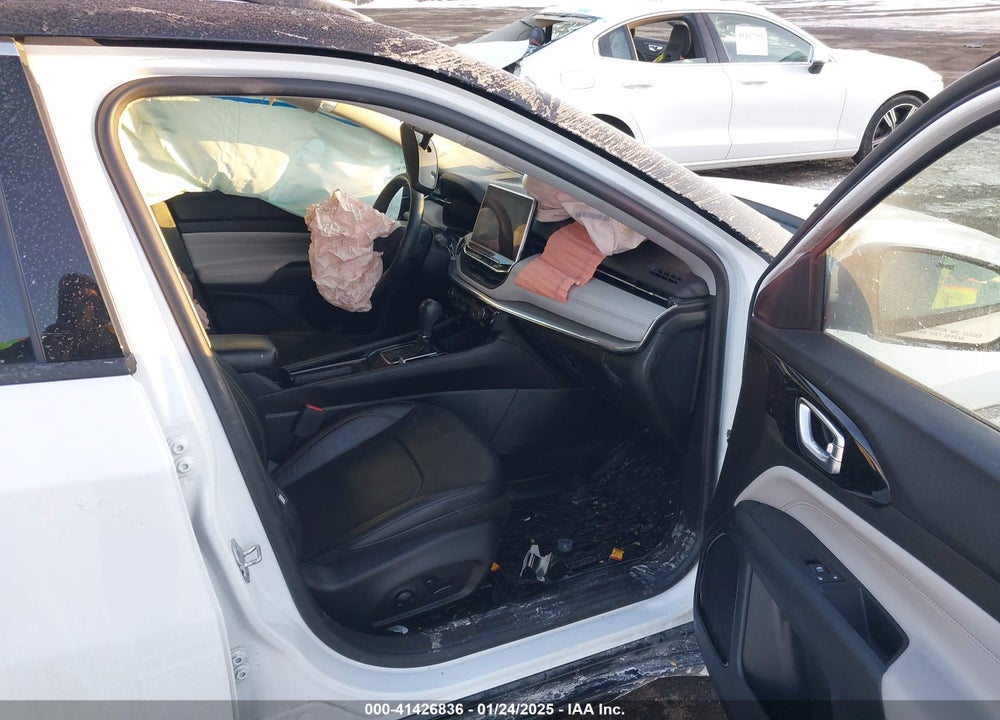 2022 JEEP COMPASS VIN: 3C4NJDCB6NT130057