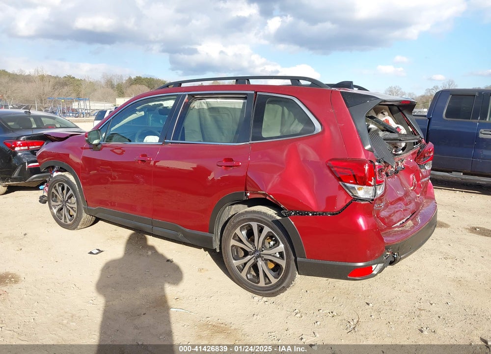 2024 SUBARU FORESTER LIMITED VIN: JF2SKALCXRH472365