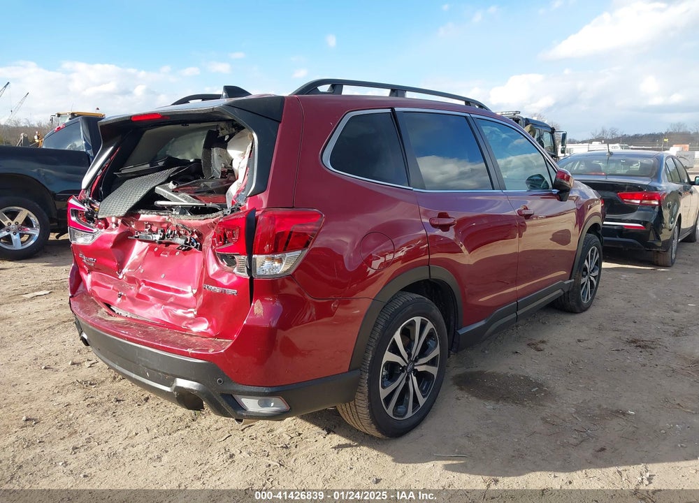 2024 SUBARU FORESTER LIMITED VIN: JF2SKALCXRH472365