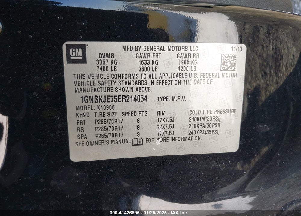 2014 CHEVROLET SUBURBAN 1500 LT VIN: 1GNSKJE75ER214054