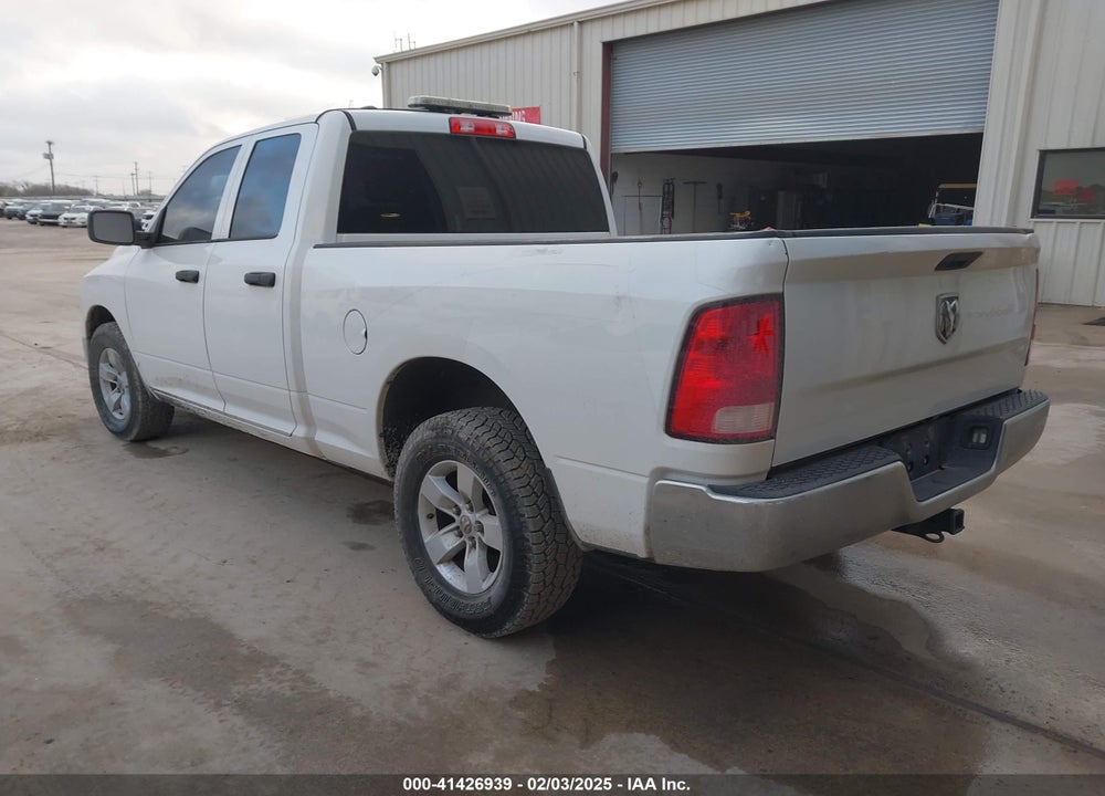 2019 RAM 1500 CLASSIC VIN: 1C6RR6FG3KS604466