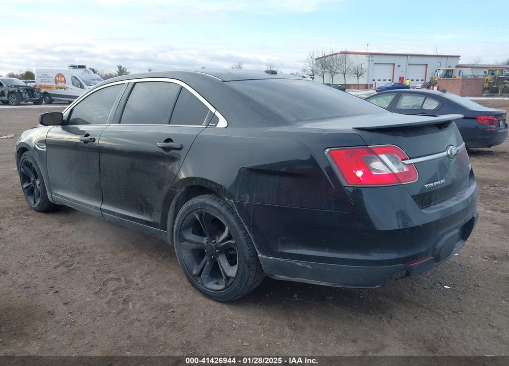 2011 FORD TAURUS SHO VIN: 1FAHP2KT7BG117902