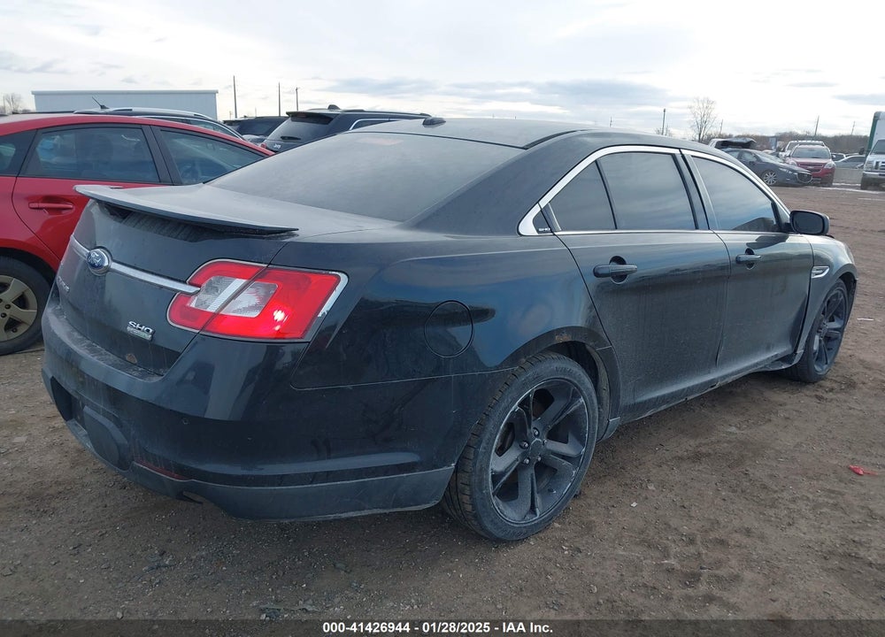 2011 FORD TAURUS SHO VIN: 1FAHP2KT7BG117902