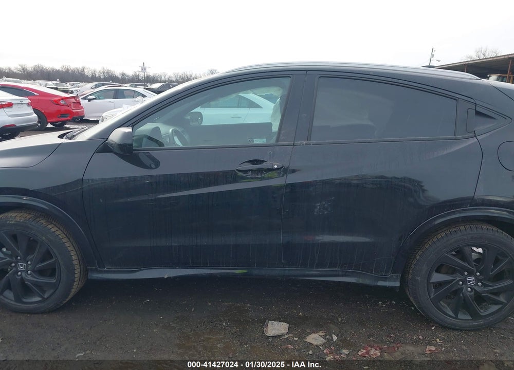 2022 HONDA HR-V VIN: 3CZRU6H18NM772174