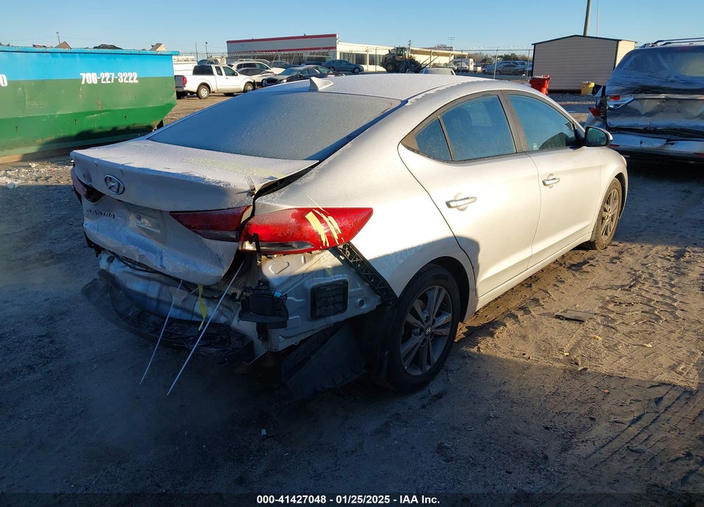 2018 HYUNDAI ELANTRA VIN: 5NPD84LF3JH223235