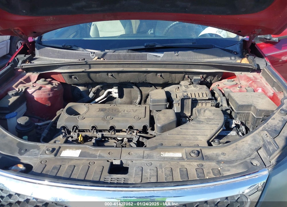 2011 KIA SORENTO LX VIN: 5XYKT3A14BG083244