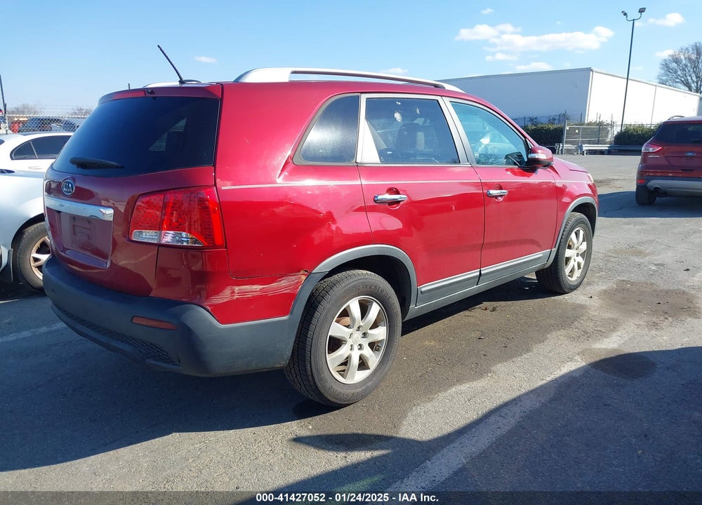 2011 KIA SORENTO LX VIN: 5XYKT3A14BG083244