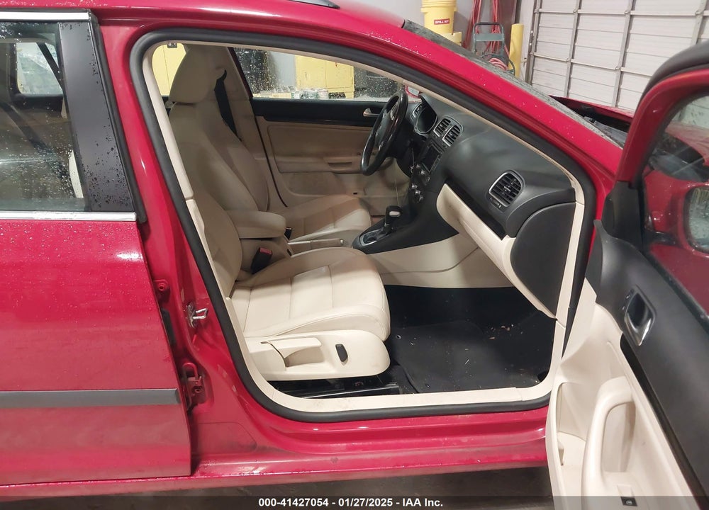2011 VOLKSWAGEN JETTA VIN: 3VWPL7AJ8BM635678