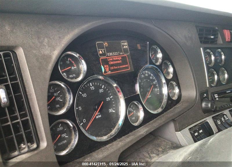 2016 KENWORTH CONSTRUCTION T680 VIN: 1XKYD49X4GJ101288