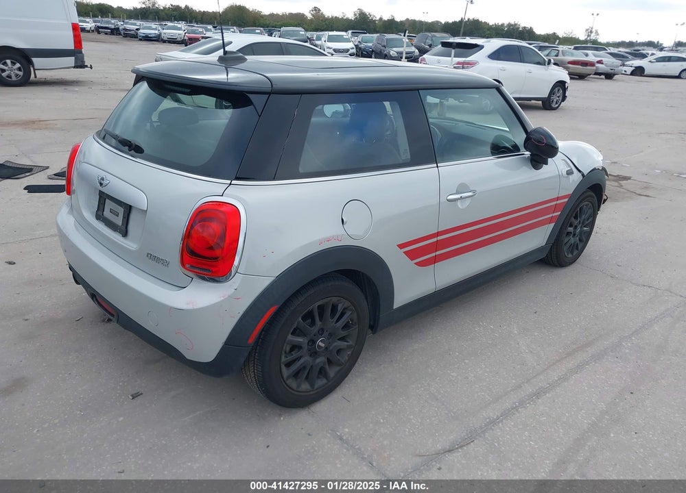 2015 MINI HARDTOP VIN: WMWXM5C59F3A60292