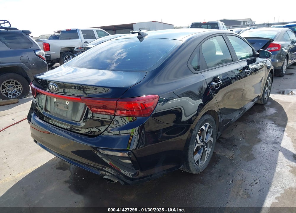 2019 KIA FORTE LXS VIN: 3KPF24AD3KE024008
