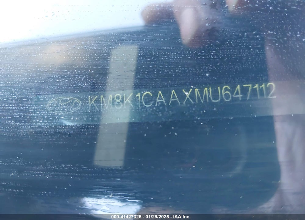 2021 HYUNDAI KONA SE VIN: KM8K1CAAXMU647112