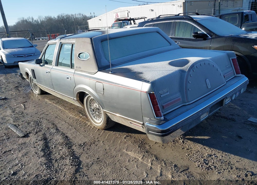 1983 LINCOLN MARK VI VIN: 1MRBP99F9DY675981