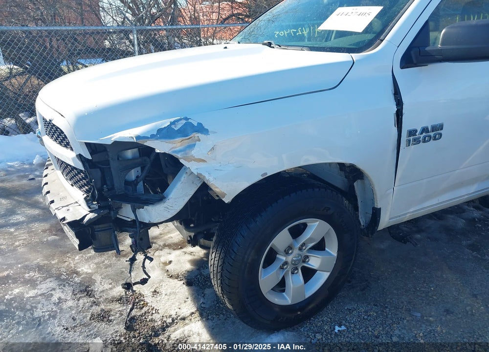 2017 RAM 1500 VIN: 1C6RR7FG2HS852044