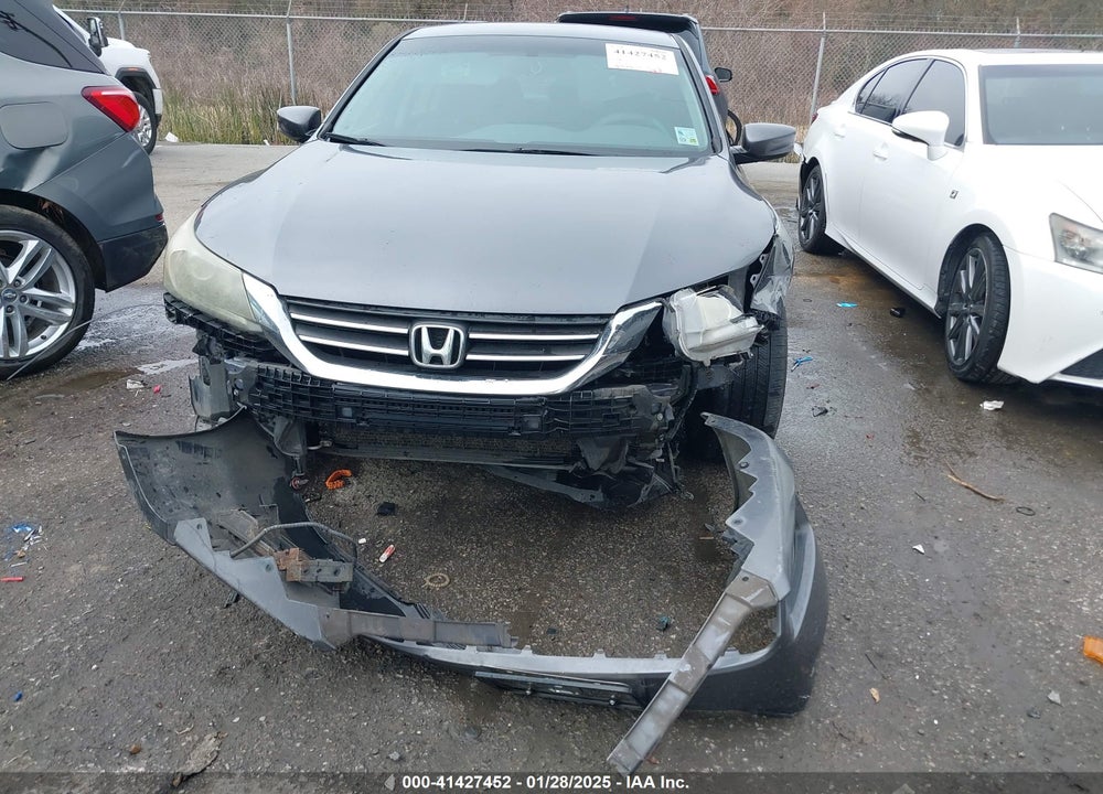 2013 HONDA ACCORD SPORT VIN: 1HGCR2F52DA214667